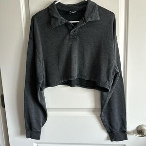 Collared oversized cropped sweatshirt